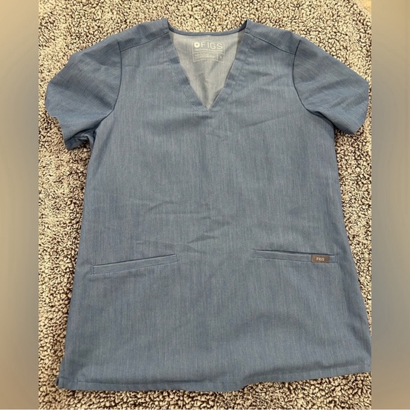 Figs Light Heather Denim Scrub Set - Picture 2 of 6